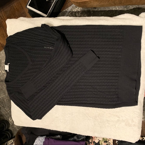 Alfred Sung NWOT black V-neck Sweater Size Large - Picture 7 of 8